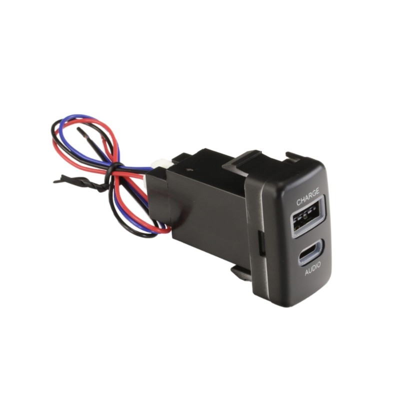 USB-C PASSTHROUGH & USB CHARGE SOCKET TOYOTA 22MM X 40MM