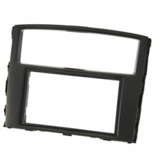 FACIA MITSUBISHI PAJERO 